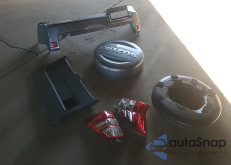 2010 Suzuki Grand Vitara Jlx z USA, uszkodzony, nr VIN JS3TE1D90A4110166